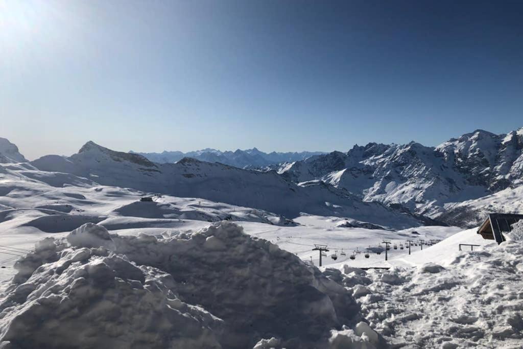 Piccolo Paradiso In Centro Cervinia Breuil-Cervinia Bagian luar foto